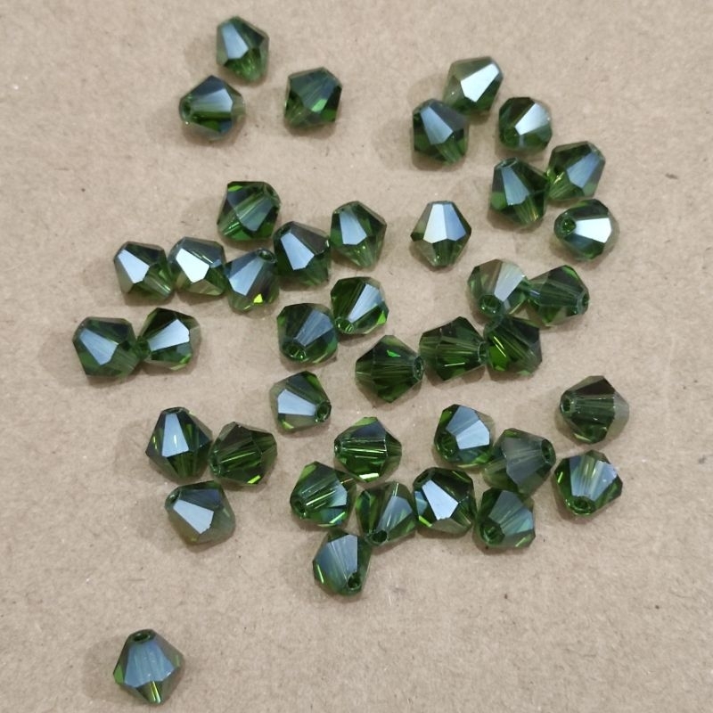 10pcs kristal kerucut lancip ukuran 8mm
