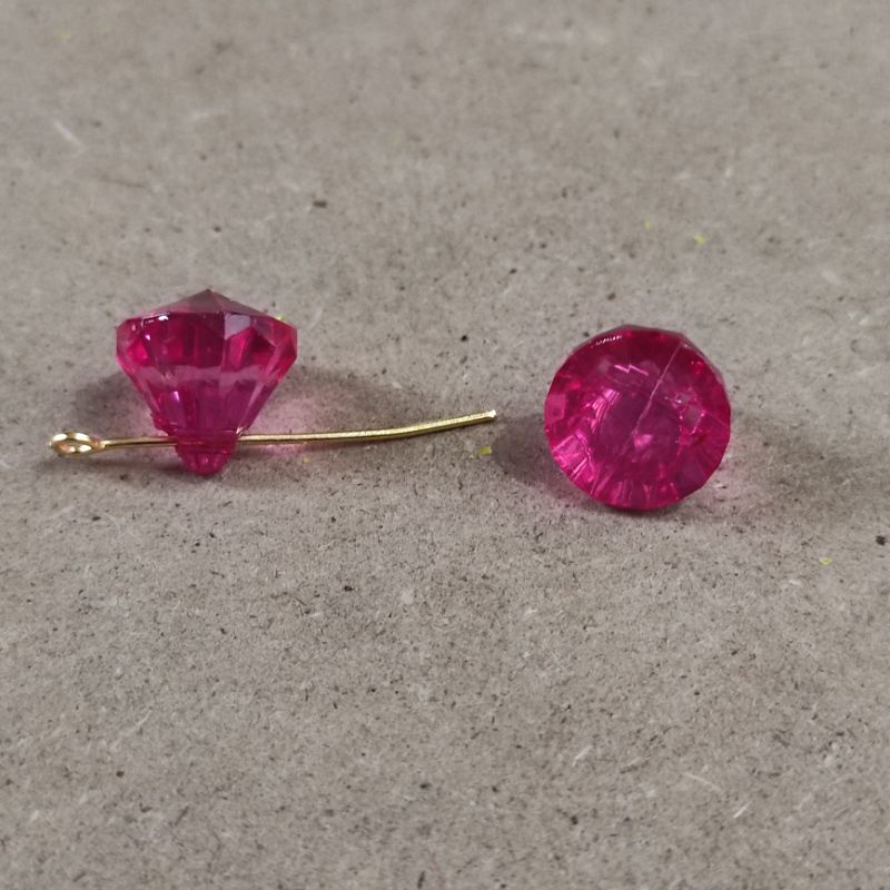 32pcs putik diamond gantung uk 12mm