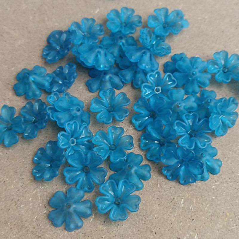 biru