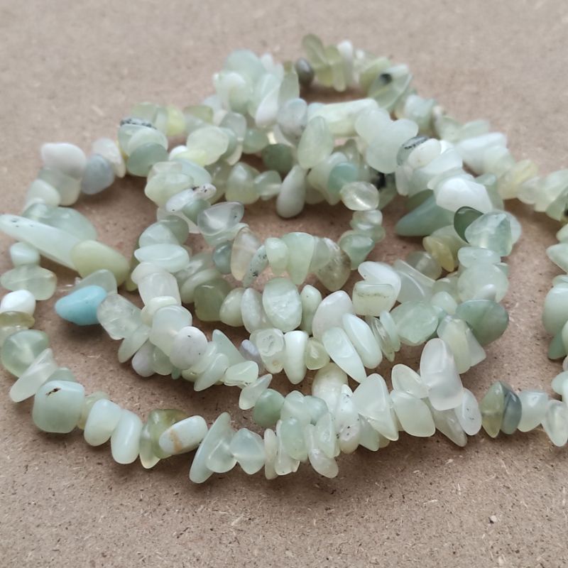 sage green quartz
