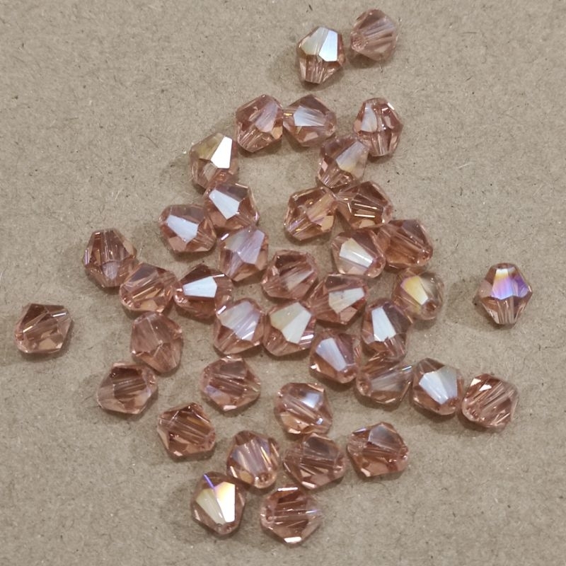 10pcs kristal kerucut lancip ukuran 8mm