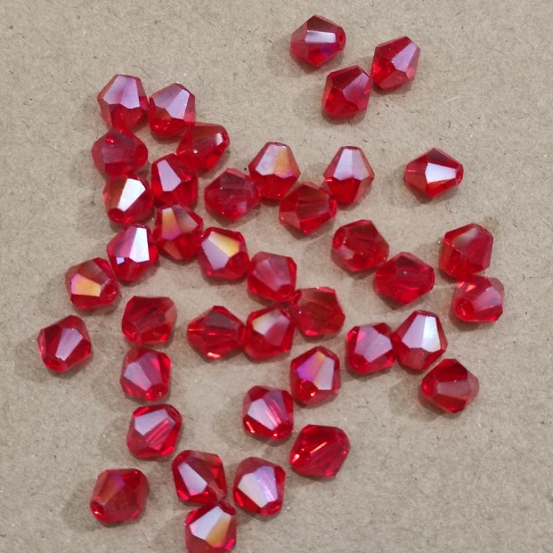 10pcs kristal kerucut lancip ukuran 8mm