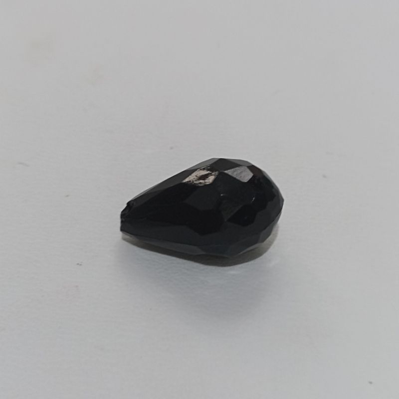 hitam