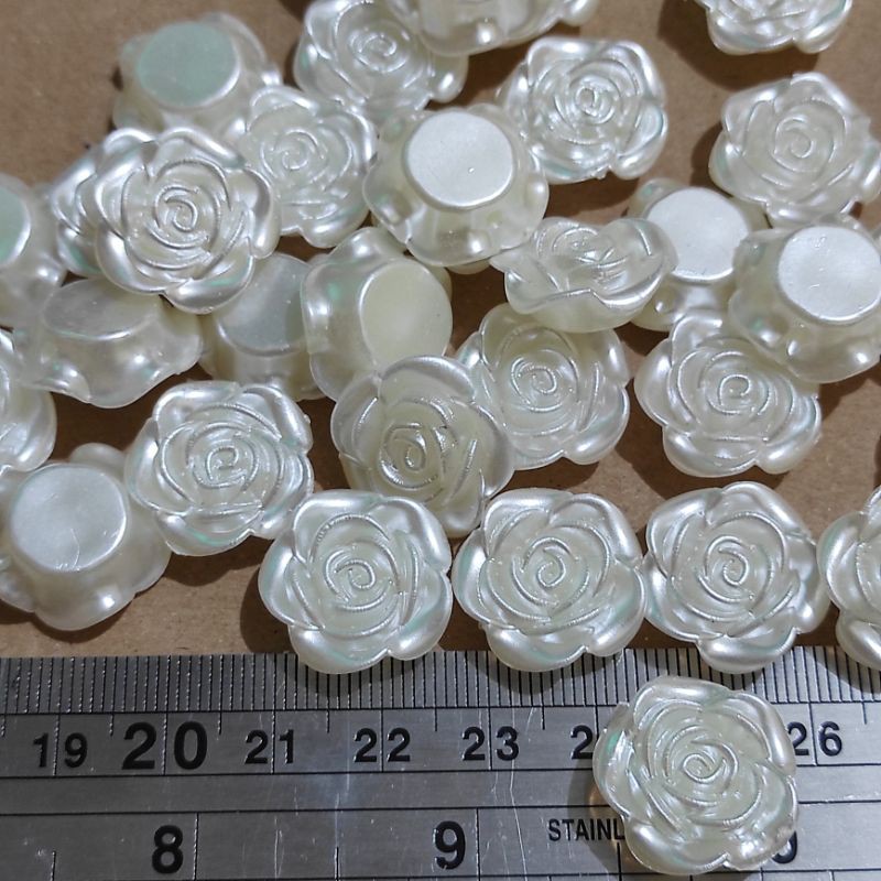 20pcs  putik mawar mutiara sedang