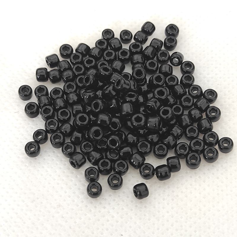 hitam