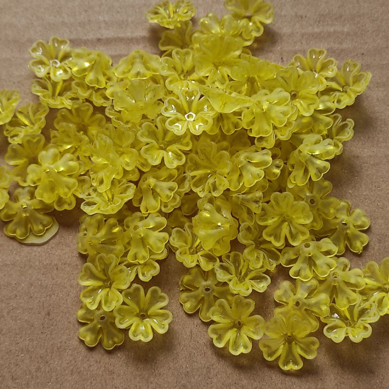 kuning cerah