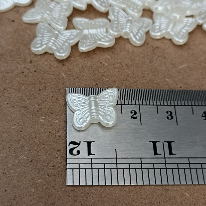 80pcs manik kupu kupu mutiara