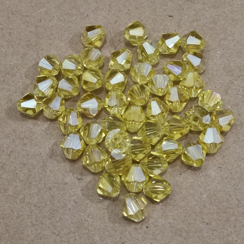 10pcs kristal kerucut lancip ukuran 8mm