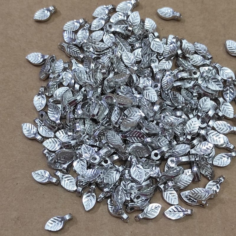140 - 260 pcs daun super mini gold dan silver