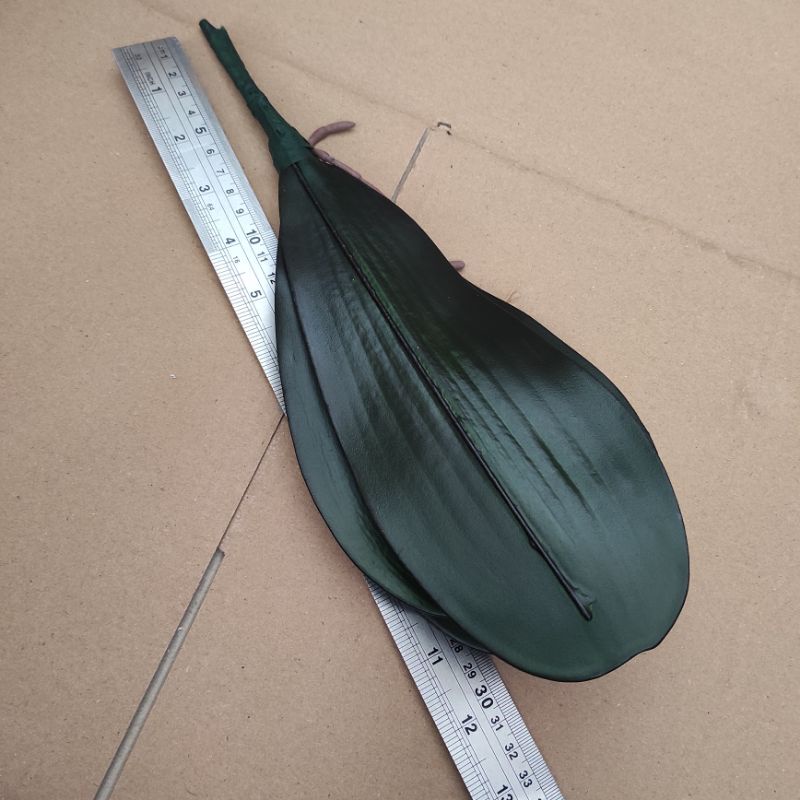 32cm