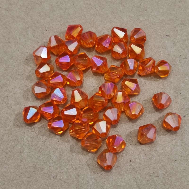 10pcs kristal kerucut lancip ukuran 8mm