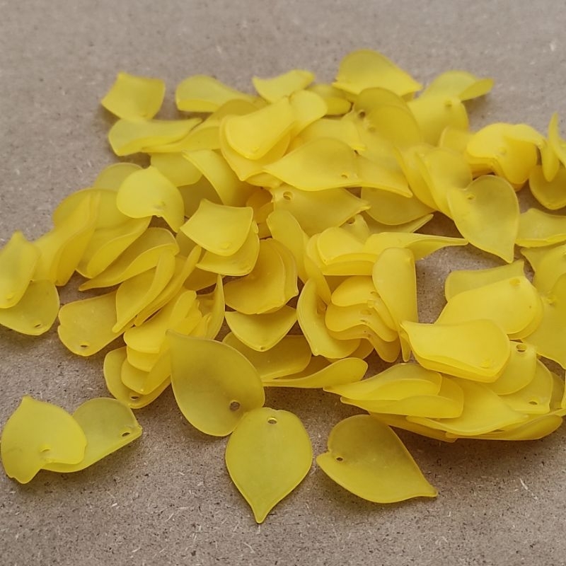 kuning tua